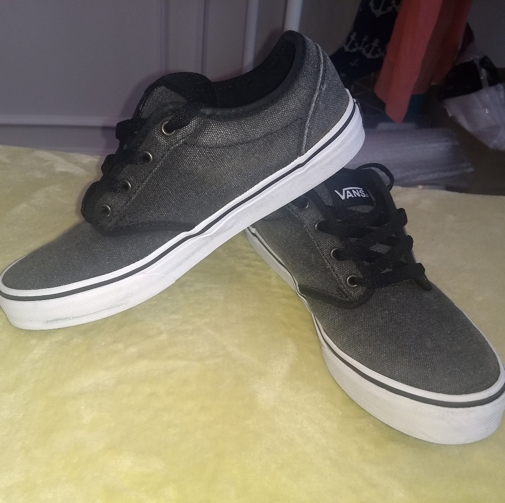 Vans Off The Wall Youth Size 5